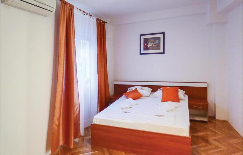 Holiday Home Kucice With Outdoor Pool
