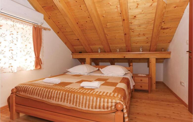 Holiday Home Kucice With Outdoor Pool