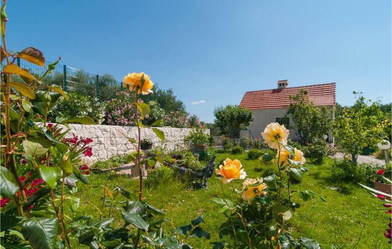 Holiday Home Kucice With Outdoor Pool