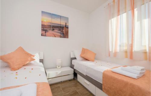 Two-bedroom Holiday Home In Murvica