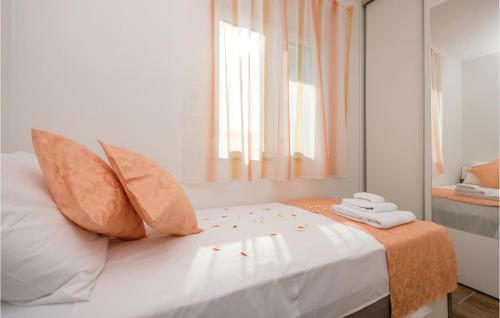 Two-bedroom Holiday Home In Murvica