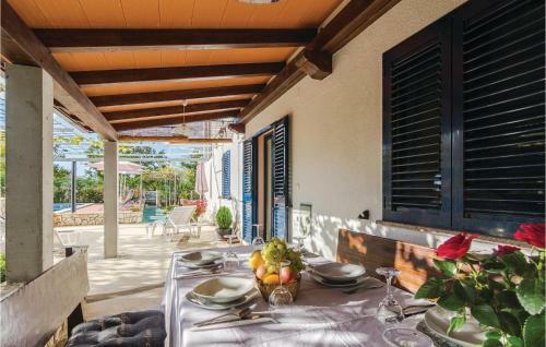 Five-bedroom Holiday Home In Nedescina