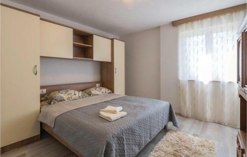 Four-bedroom Holiday Home In Novigrad