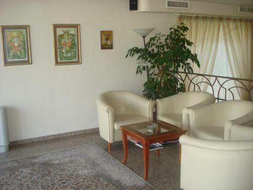 Kapri Hotel