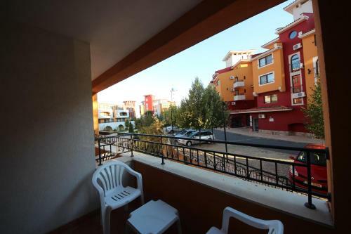Menada Ravda Apartments