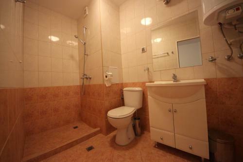 Menada Ravda Apartments