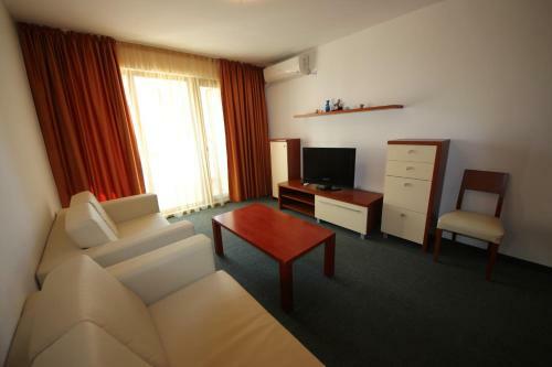 Menada Ravda Apartments