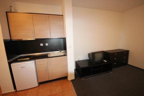 Menada Ravda Apartments