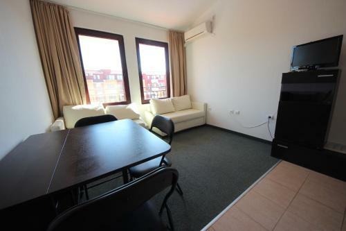 Menada Ravda Apartments