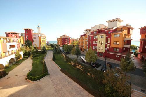 Menada Ravda Apartments