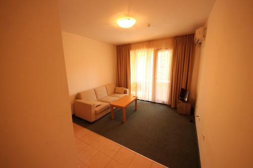 Menada Ravda Apartments
