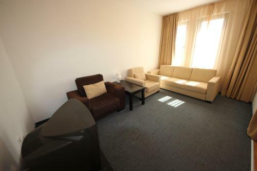 Menada Ravda Apartments