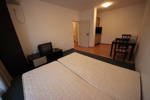 Menada Ravda Apartments