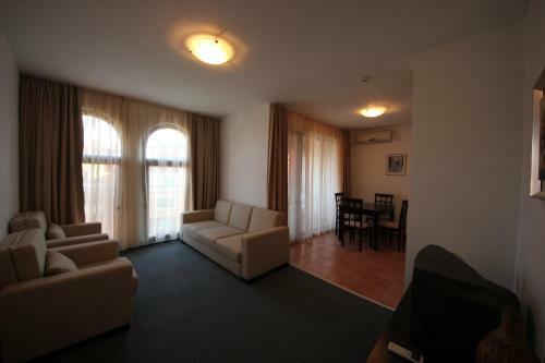 Menada Ravda Apartments