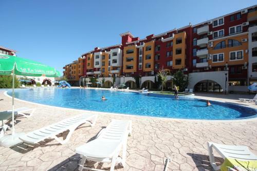 Menada Ravda Apartments