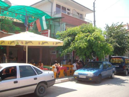 Hostal Guest House Petrovi