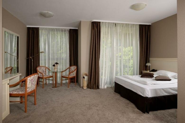 St. George Hotel