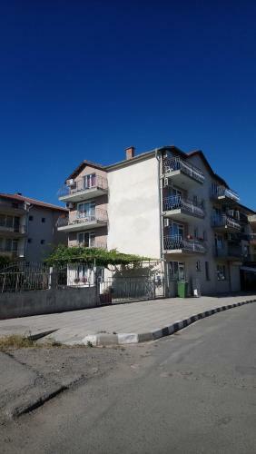 Hostal Dalia Guest House