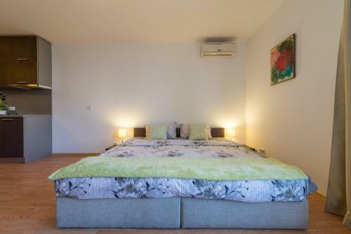 Academica Aparthotel
