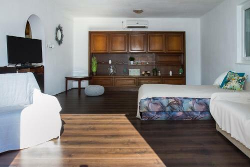 Apartment In Balatonmariaf�rdo 35383