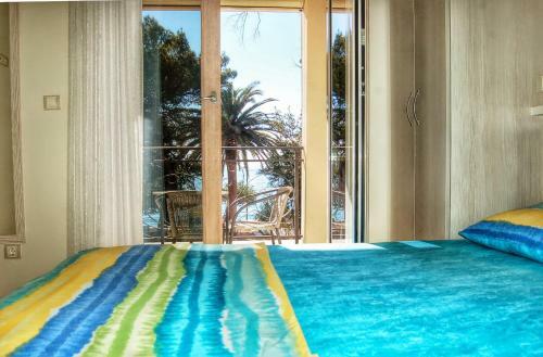 Vasiliki Seaside Apartments