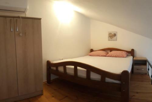 Apartment Kustudic