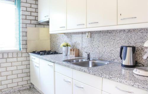 Two-bedroom Holiday Home In Dirkshorn