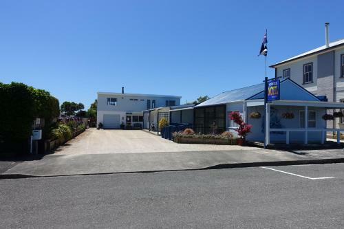 Pioneer Motels