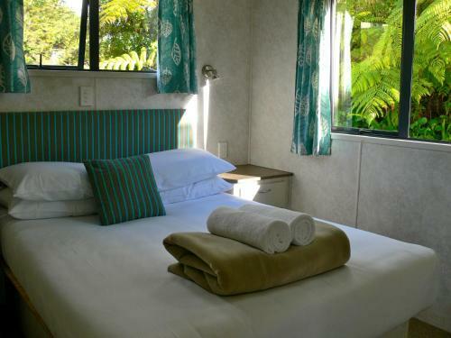 Oakura Beach Holiday Park