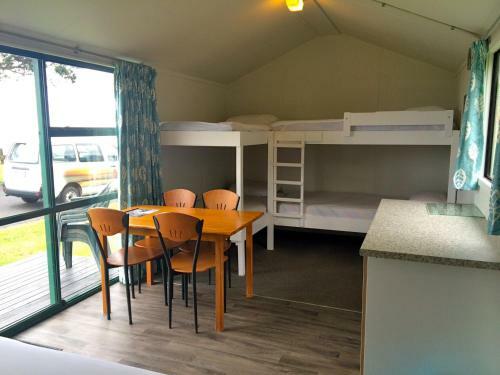 Oakura Beach Holiday Park