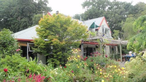 Ranui Retreat Bed And Breakfast