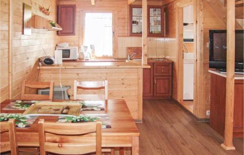 Two-bedroom Holiday Home In Jaroslawiec