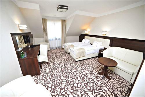 Hotel Pa?ac W Konarach