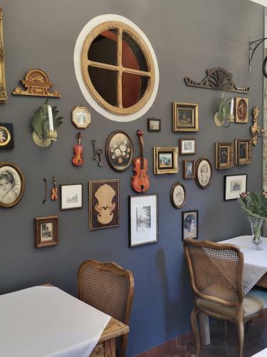 Hostal Willa Elysium
