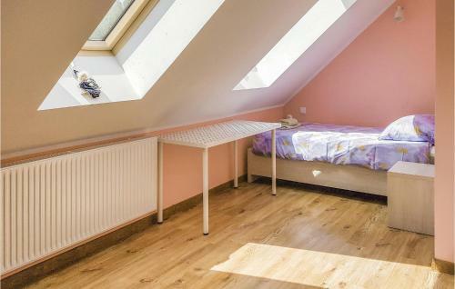 Two-bedroom Holiday Home In Semlin