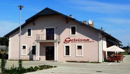 Hostal Go?cinna