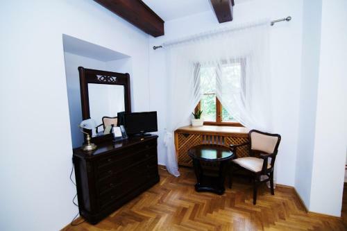 Hostal Dw�r Zieleniewskich