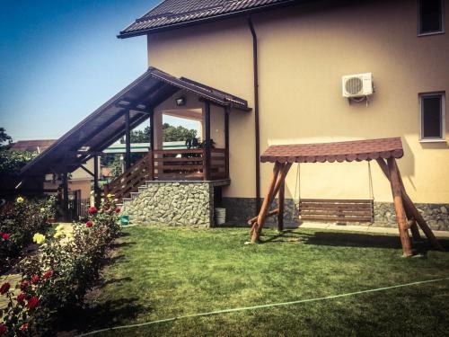 Hostal Pensiunea Xinela