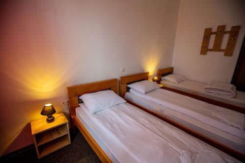 Hostal Pensiune Perla