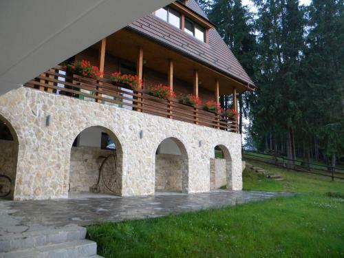 Hostal Pensiunea Smida Park