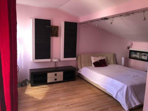 Hostal Vila Selena