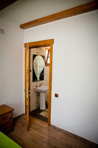 Villa Conacul De Sub Munte