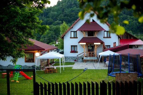 Villa Conacul De Sub Munte