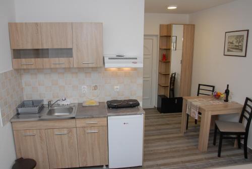Apartments Idila