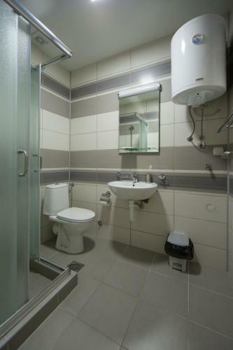 Hostal Guest House Luka