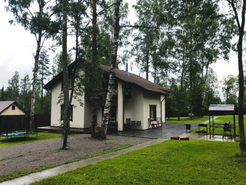 Cottage U Igorya V Chernichnom