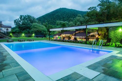 Hostal Furnished Rooms Dursoley