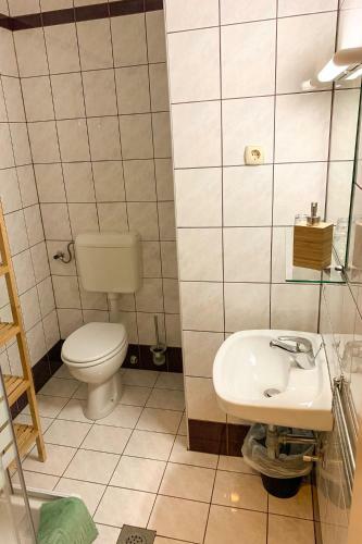 Hostal Guesthouse Draga