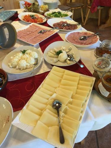 Hostal Guesthouse Draga