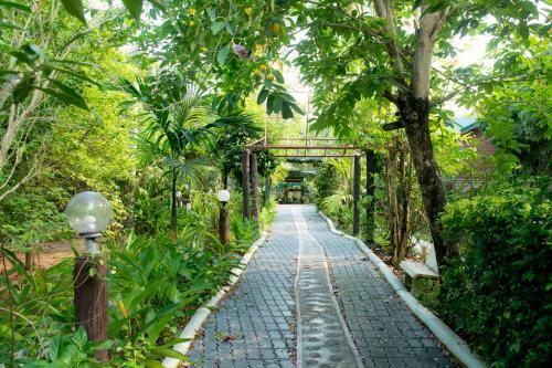 Hotel Baantip Suantong